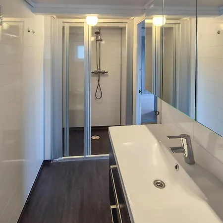 3 Bedroom Stunning In Omastrand Sanddal