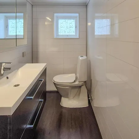 Ferienhaus 3 Bedroom Stunning In Omastrand