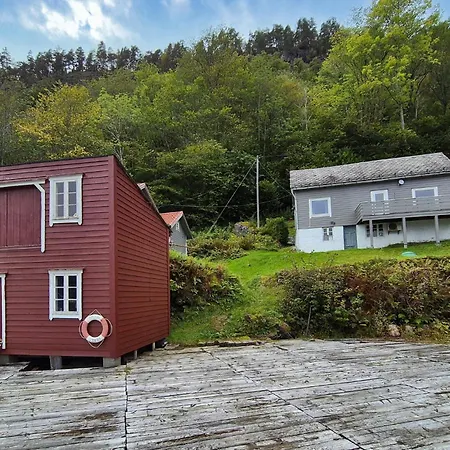 3 Bedroom Stunning In Omastrand Sanddal